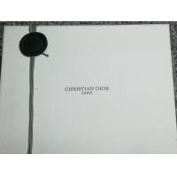 ราคา เซทกล่องน้ำหอม เครื่องสำอางค์ Christian Dior พร้อมถุงผ้า (มือสอง) (359300789)