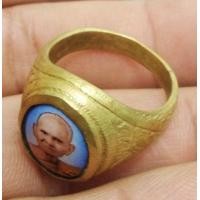 ราคา 6928-แหวนหัวล็อกเก็ตหลวงพ่อเดิม วัดหนองโพ เนื้อทองเหลือง ขนาดเส้นผ่าศูนย์กลางประมาณ 20 มม (มือสอง) (346444828)
