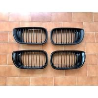 ราคา กระจังหน้า BMW E46 ไฟยก E46 ไฟตก Series3 ดำเงา ดำด้าน 318i 318ise 323i 323ise 330i 330ise กระจัง E46 ซี่คู่ ชุดแต่งE46 (มือหนึ่ง) (347529595)