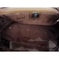 ราคา กระเป๋าทรงหมอนmcmแท้ (มือสอง) (360866114)