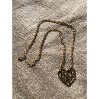 ราคา สร้อยคอ Moschino (มือสอง) (360857872)