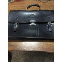 ราคา กระเป๋านักเรียน หนังแท้ (มือสอง) (360407381)