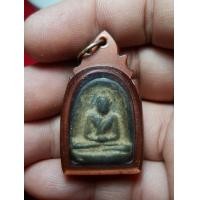 ราคา พระซุ้มกอไม่มีกนกเนื้อดำเก่า (มือสอง) (360872843)