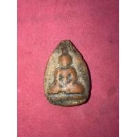 ราคา พระนางกำแพงกลีบบัว พระกรุแห่งเมืองกำแพงเพชร หลังอูม มีรอยนิ้วมือ เนื้อดิน ผิวสองสี ผิวเดิม ดูง่าย สภาพสมบูรณ์ สวยมาก ไม่ผ่านการใช้มาก่อน มีว (มือสอง) (359158986)