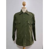 ราคา เสื้อแจ็กเก็ตทรง Safari Jacket Green OG107 ตัวนี้งานอเมริกาครับ ยี่ห้อ Champion Choice เนื้อผ้าสีเขียวมะกอก ไซร์ประมาณ L เนื้อผ้าหนาแน่น รุ่ (มือสอง) (360905743)
