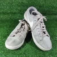 ราคา รองเท้า NIKE W Blazer LOW SD AC9373-002 เบอร์ 40.5 ส่งฟรี (มือสอง) (360872626)