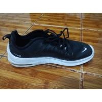 ราคา รองเท้า Nike สวยๆ (มือสอง) (360861432)