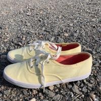 ราคา Keds Champion Seasonal Pastels Light Yellow Canvasมือสองของแท้ (มือสอง) (360876178)