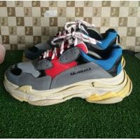 ราคา Balenciaga Triple S lego Made In Italy (มือสอง) (360907262)