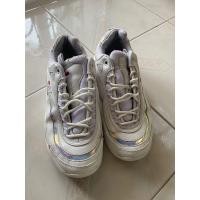 ราคา รองเท้าผ้าใบมือสองของแท้ Fila Ray (มือสอง) (360918566)