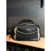 ราคา กระเป๋าคาดเอว พร้อมสายสะพายข้าง สภาพสวย ส่งฟรี (มือสอง) (360861947)