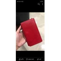 ราคา LV epi wallet (มือสอง) (360896865)