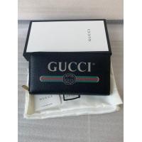 ราคา กระเป๋าสตาค์งGucci Logo Zip-Around Wallet (มือหนึ่ง) (360861794)