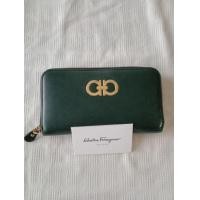 ราคา ferragamo มือ2 แท้100เปอร์เซ็น (มือสอง) (360913761)
