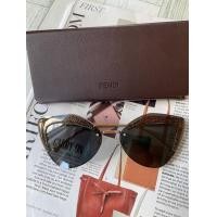 ราคา แว่นตากันแดด Fendi  Cats Eyes Sunglasses (มือหนึ่ง) (360920105)