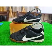 ราคา NIKE ฟุตซอล พื้นยาง (มือสอง) (360918061)
