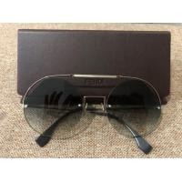 ราคา แว่นตากันแดด FENDI (มือสอง) (360859236)