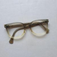 ราคา แว่นตา Ao two-tone stadium (มือสอง) (360894943)