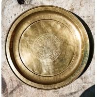 ราคา ถาดทองเหลืองขอบม้วนลายหงส์ ก 16 นิ้ว (มือสอง) (360858656)