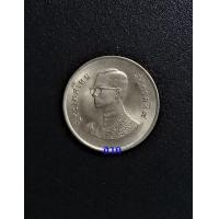 ราคา เหรียญ 1 บาท รวงข้าว ปี2525 สภาพใหม่ไม่ผ่านการใช้งาน ผิวเหรียญน้ำทองสวยงามตามภาพของจริง (A) (มือหนึ่ง) (360867039)