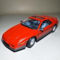 ราคา โมเดลรถเหล็ก 1985 PONTIAC FIERO GT 1:18 (มือสอง) (360880091)