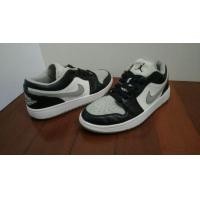 ราคา Air Jordan 1 Low Black Light Smoke Grey size 41 (มือสอง) (360876564)