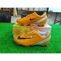 ราคา NIKE TIEMPO sz.เด็ก (มือสอง) (360908844)