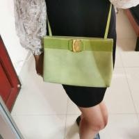 ราคา Ferragamo Crossbody (มือสอง) (360852806)