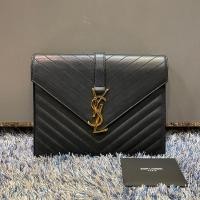 ราคา Ysl clutch bag (มือสอง) (360852070)