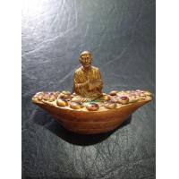ราคา สมเด็จพระพุฒาจารย์ (โต พรหมรังสี)นั่งเรือ เนื้อผงวัดระฆังโฆสิตารามฝังหยกและคริตตัลเก่าๆ (มือหนึ่ง) (354986410)