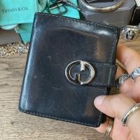 ราคา กระเป๋า GUCCI แท้ ขนาด 9x10ซม. (มือสอง) (360846830)