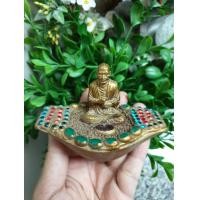 ราคา สมเด็จพระพุฒาจารย์ (โต พรหมรังสี)นั่งเรือ เนื้อผงวัดระฆังโฆสิตารามฝังหยกและคริตตัลเก่าๆ (มือหนึ่ง) (356769950)