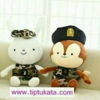 ราคา ตุ๊กตา descendant of the sun ขายตุ๊กตากัปตันยู และ ตุ๊กตาหมอคัง ขนาด 20 นิ้ว ราคาคู่ละ 500 บาทค่ะ (มือหนึ่ง) (121978234)