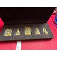 ราคา พระชุด เบญจภาคี วัดพระแก้ว วังหน้า หลังหุ้มมุก พร้อมกล่อง (มือสอง) (360402611)