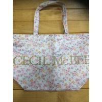 ราคา ส่งฟรี กระเป๋า CECIL Mc BEE (มือสอง) (360627959)