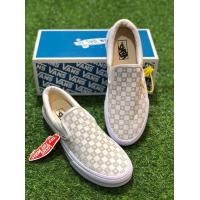 ราคา รองเท้า Vans Slip on (มือสอง) (360831675)