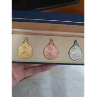 ราคา เหรียญมหาชนก ชุดทองคำ พิมพ์ใหญ่ ครบชุดพร้อมหนังสือ (มือสอง) (360830786)