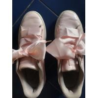 ราคา Puma Basket Heart สภาพดี (มือสอง) (360829442)