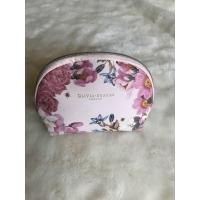 ราคา กระเป๋าเครื่องสำอาง Olivia Burton น่ารักมากกกกค่ะ (มือหนึ่ง) (360827729)