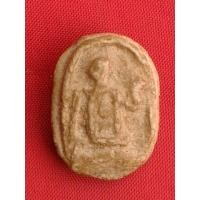 ราคา นางกวักพิมพ์โบราณเนื้อผงน้ำมัน สูง1.8cm เก่ามาก (มือสอง) (336446886)