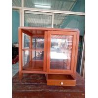 ราคา ขายตู้โชว์ไม้สัก กระจกใสรอบตู้ มีลิ้นชักเก็บเงิน (มือสอง) (360821550)