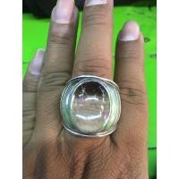 ราคา แหวนเงินวงใหญ่ไซฝรั่ง หัวหินโปร่งใส (มือสอง) (360824033)