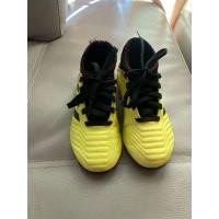 ราคา รองเท้าฟุตบอล 100ปุ่ม สำหรับเด็ก ไซส์ UK 10 (มือสอง) (360818924)