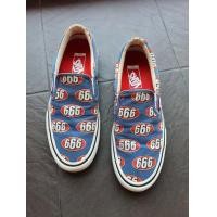 ราคา vans slip on x supreme 666 (มือสอง) (360808263)