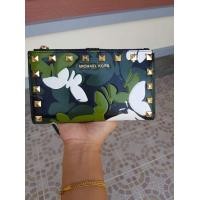 ราคา กระเป๋าสตางค์ MK (มือสอง) (360813565)
