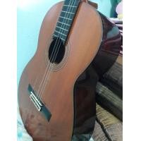 ราคา กีต้าร์yamaha c-300a จากjapan สภาพสวยสมบูรณ์ไม่มีแตกหัก หรือคดงอ เสียงดีสุดๆ (มือสอง) (360681533)