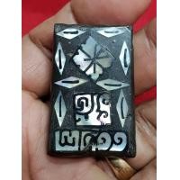 ราคา พระสมเด็จเนื้อแร่ใต้ฐานปิดแผ่นทองคำเขียนโต 2411 ด้านหลังฝังมุก (มือสอง) (360222006)