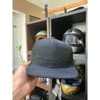 ราคา หมวก onitsuka tiger แท้ ยังไม่เคยใส่ (มือสอง) (360788922)