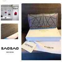 ราคา ‼️sale ด่วนi‼️Used like new Bao Bao Issey Miyake Geometry Wallet (มือสอง) (360778467)