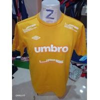 ราคา เสื้อกีฬา umbro ส่งฟรี ลทบ (มือสอง) (360033609)